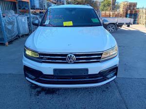 2019 Volkswagen Tiguan 5NA image 2