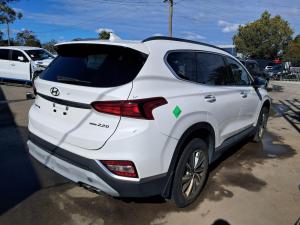 2019 Hyundai Santa Fe TM image 2