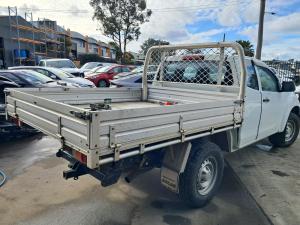 2015 Isuzu D Max RC image 2