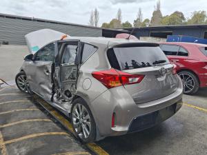 2012 Toyota Corolla ZRE182R image 2