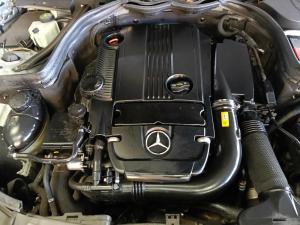 2010 Mercedes Benz C Class W204/S204 image 2
