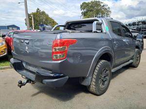 2016 Mitsubishi Triton MQ-MR image 2