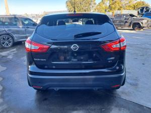 2014 Nissan Qashqai J11 image 2