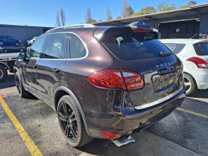 2011 Porsche Cayenne 92A image 2