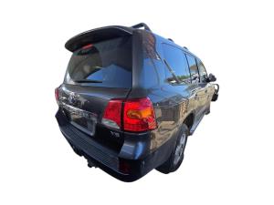 2014 Toyota Land Cruiser VDJ200R GXL image 2