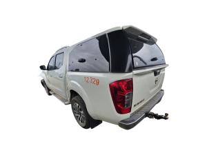 2017 Nissan Navara NP300 ST-X image 2
