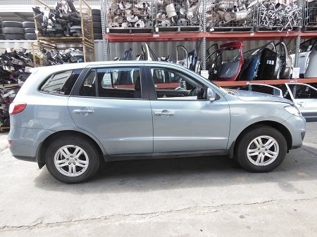 hyundai Santa Fe SLX Jan 2010 Parts & Wrecking