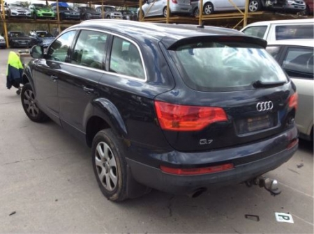 audi Q7 FSI 2006 Parts & Wrecking