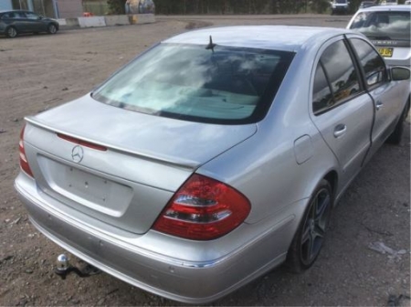 mercedes benz E320 W211 2004 Parts & Wrecking