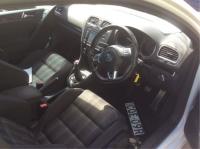 2011 Volkswagen Golf GTI image 2