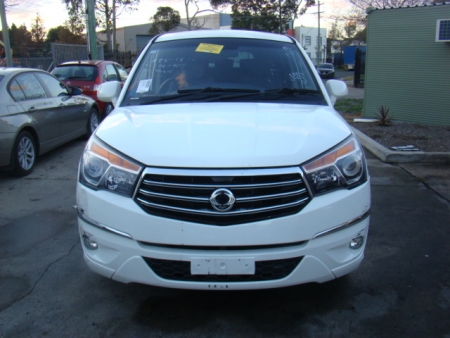 ssangyong Stavic Oct 2013 Parts & Wrecking