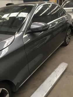 2016 Mercedes Benz image 3