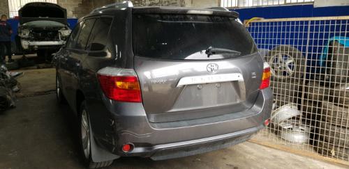 toyota Kluger GRANDE Feb 2009 Parts & Wrecking