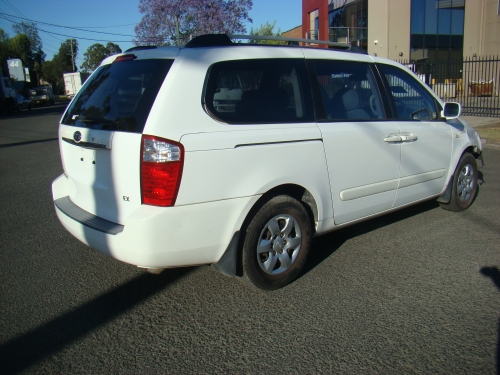 kia Carnival Feb 2009 Parts & Wrecking