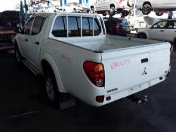 2013 Mitsubishi Triton image 3