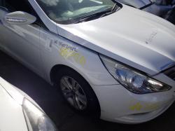 2011 Hyundai I45 image 3