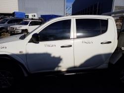 2012 Mitsubishi Triton image 3