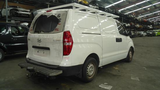 hyundai Iload 2.5DT -SA- (5 SPEED) 2015 Parts & Wrecking