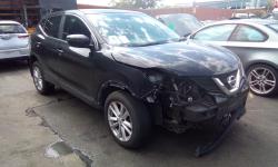 2015 Nissan Qashqai ST FWD image 3