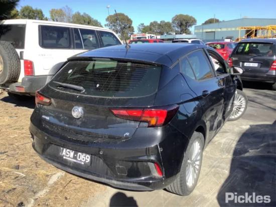 holden Astra BK Feb 2018 Parts & Wrecking