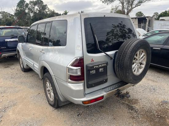 mitsubishi Pajero 2003 Parts & Wrecking