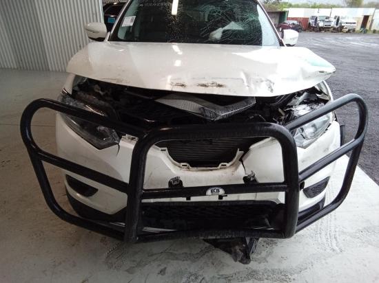 nissan ST AWD 5 SEAT May 2016 Parts & Wrecking