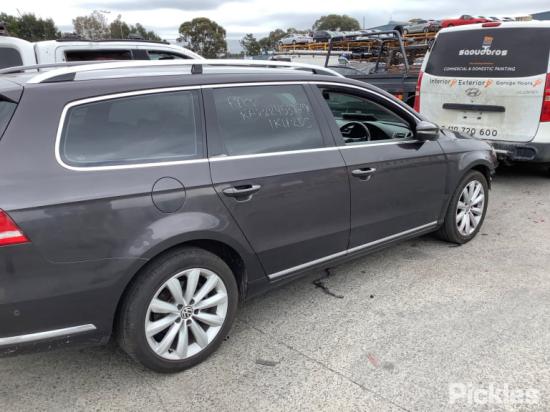 volkswagen Passat Wagon 2012 Parts & Wrecking
