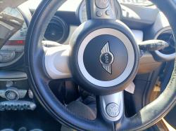 2009 Mini Cooper image 3