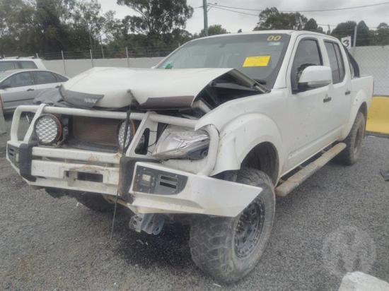 nissan Nivara D40 ST Apr 2012 Parts & Wrecking