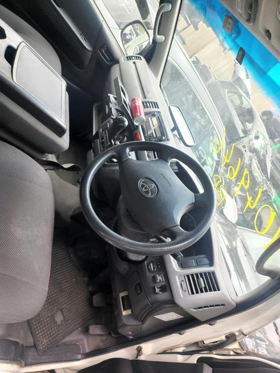 toyota Hiace 2011 Parts & Wrecking
