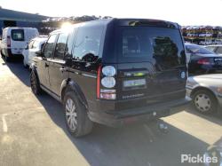 2015 Land Rover Discovery image 3