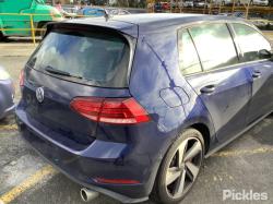 2019 Volkswagen Golf Gti image 3