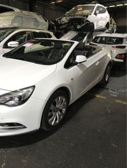 2015 Holden Cascada image 3