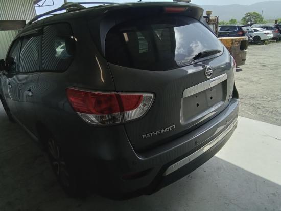 nissan Pathfinder R52 ST-L AWD Jun 2016 Parts & Wrecking