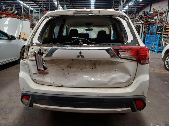 mitsubishi Outlander Apr 2016 Parts & Wrecking