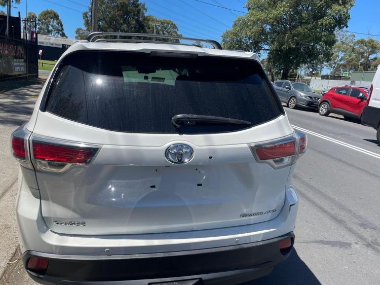 toyota Kluger 2016 Parts & Wrecking