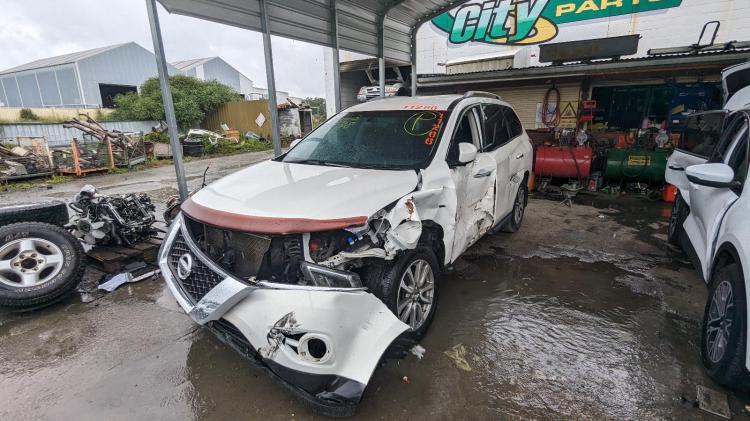 nissan Pathfinder R52 ST Jul 2014 Parts & Wrecking