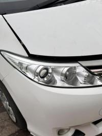 2012 Toyota image 3