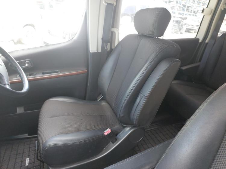 nissan Elgrand E51 2006 Parts & Wrecking