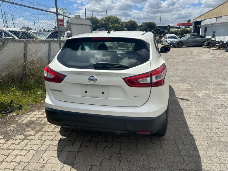 nissan Qashqai Dec 2016 Parts & Wrecking