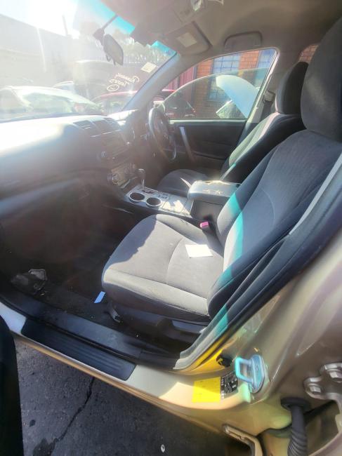 toyota Kluger 2008 Parts & Wrecking