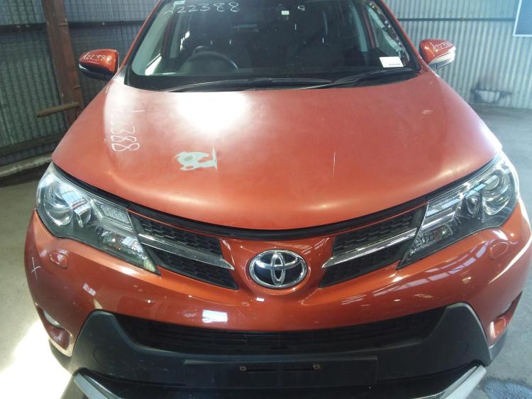 toyota Rav4 XA40 AWD CRUISER Sep 2015 Parts & Wrecking