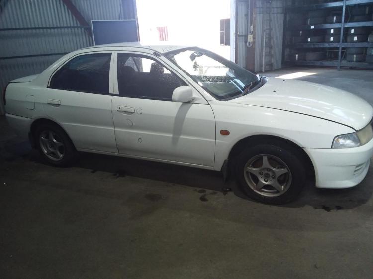 mitsubishi Lancer CE/CK GLXI May 2002 Parts & Wrecking