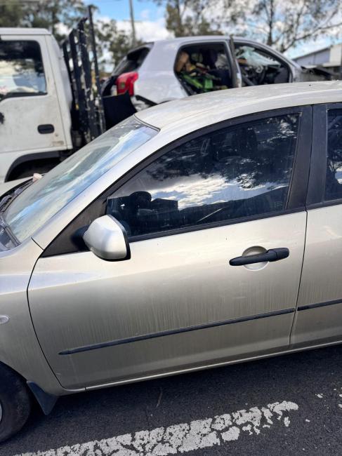 mazda 3 2004 Parts & Wrecking
