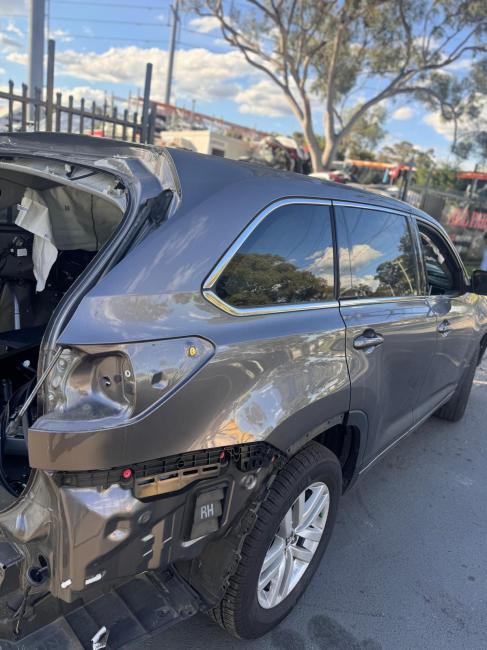 toyota Kluger 2016 Parts & Wrecking