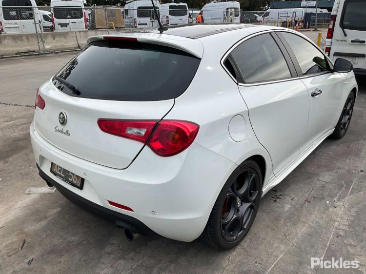 alfa romeo Giulietta Qv 2015 Parts & Wrecking
