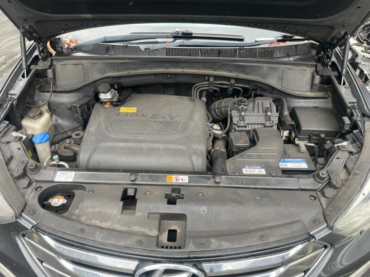 hyundai Santa Fe DM Oct 2013 Parts & Wrecking