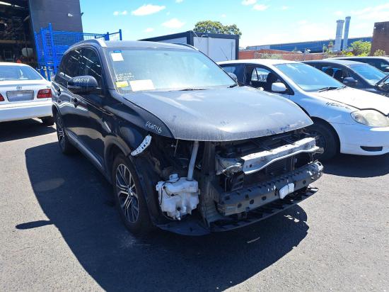 mitsubishi outlander RIGHT GUARD 