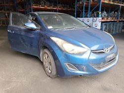 Hyundai Elantra image 3
