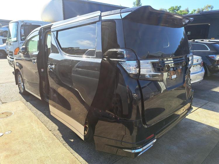 toyota Alphard 2021 Parts & Wrecking